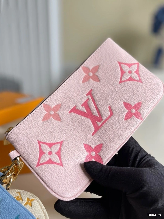 Affordable VUITTON NTRIO LOUIS POUCH 0713